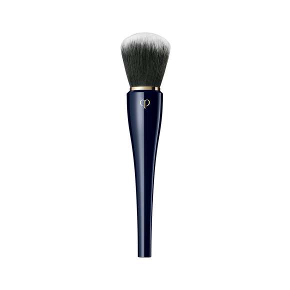 Powder Brush Brushes/Puffs MAKEUP Clé de Peau Beauté International
