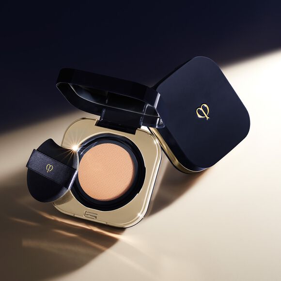 Cle De Peau Beaute Tan Cushion Eclat Natural Cle De Peau Beaute Tan Cushion Eclat Natural