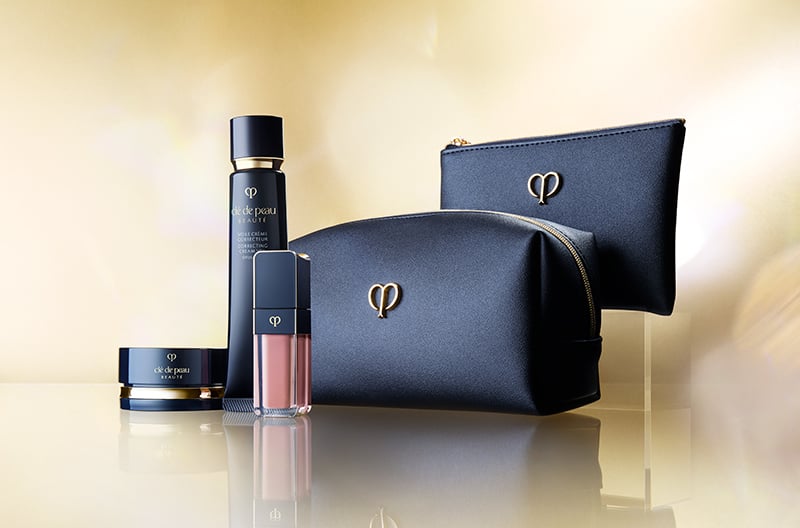 ベースメイク・ポイントメイク購入特典 オリジナルポーチのご案内