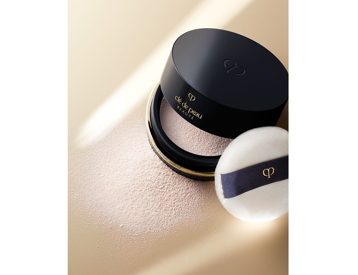 日中の肌変化にあわせて美しい仕上がりが持続