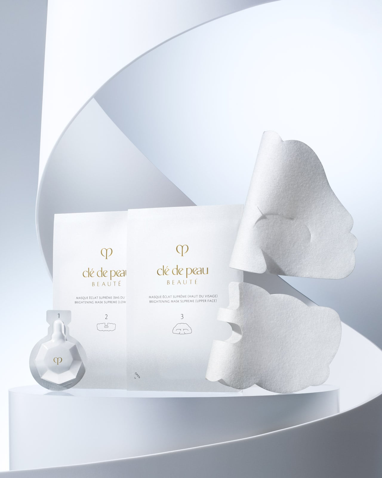 Photo of a BRIGHTENING MASK TREATMENT SUPREME