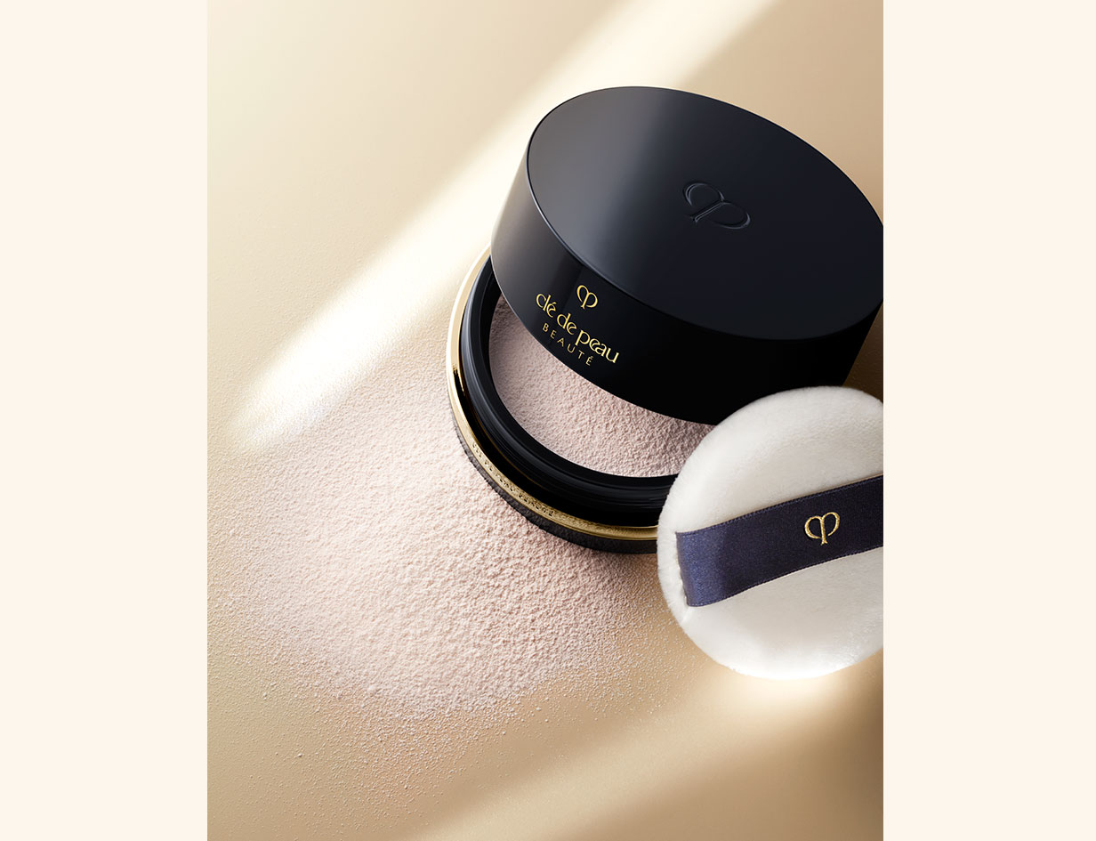 磨き上げられたように輝く透明感あふれる肌の仕上がり