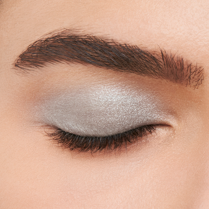 cle de peau eye serum